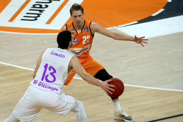 席尔瓦具备 席尔瓦具备